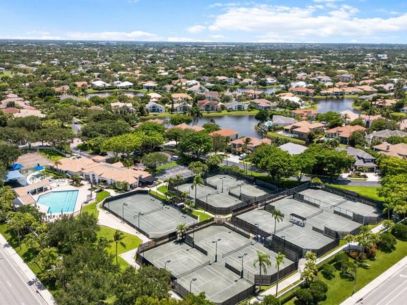 6595 NW 32nd Terrace, Boca Raton FL 33496