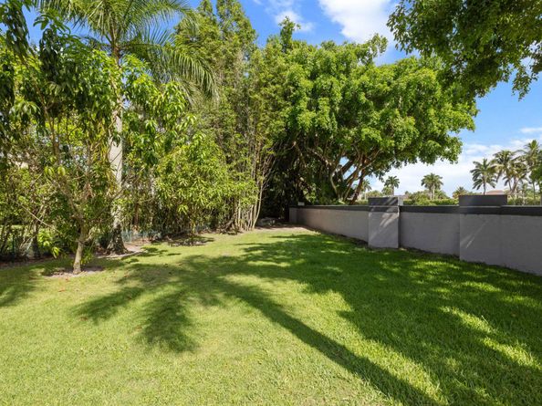 6595 NW 32nd Terrace, Boca Raton FL 33496
