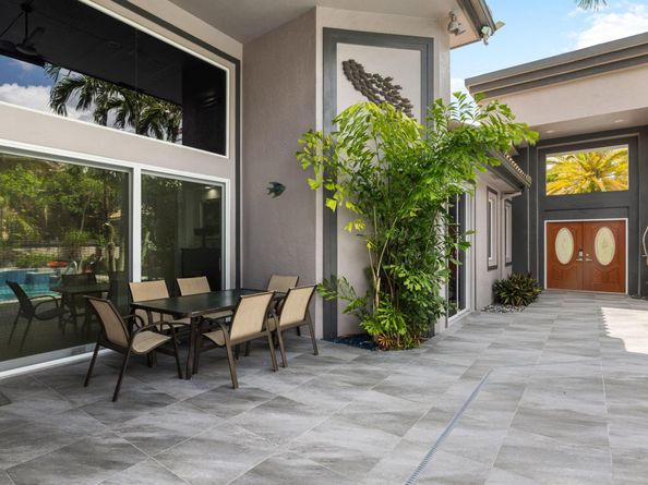 6595 NW 32nd Terrace, Boca Raton FL 33496