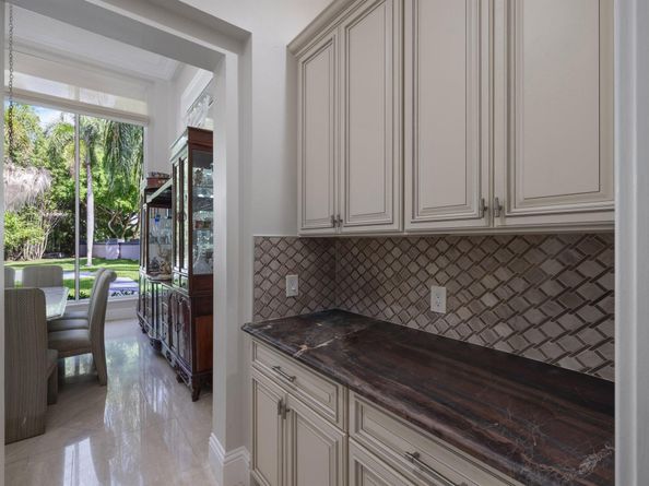 6595 NW 32nd Terrace, Boca Raton FL 33496