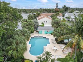 2623 NE 15th St 2623, Pompano Beach FL 33062