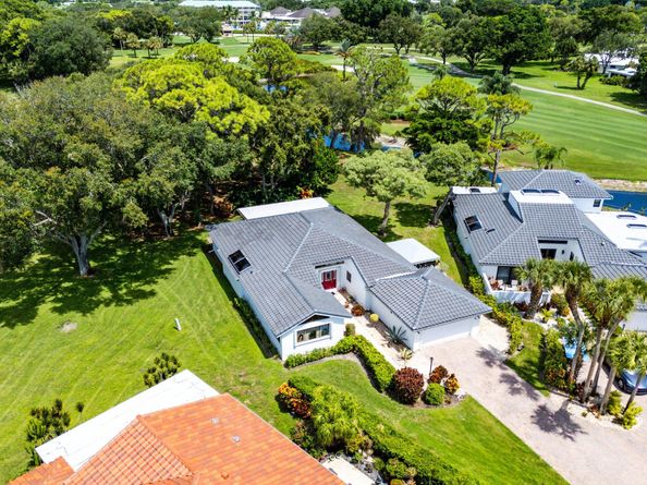 56 Woods Lane, Boynton Beach FL 33436