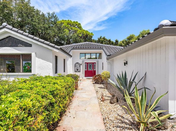 56 Woods Lane, Boynton Beach FL 33436