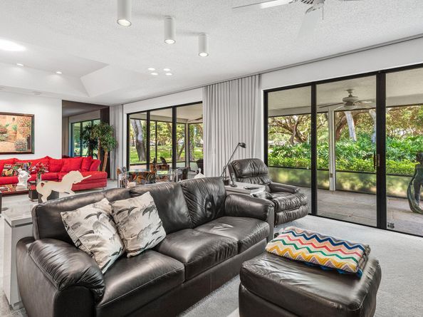 56 Woods Lane, Boynton Beach FL 33436