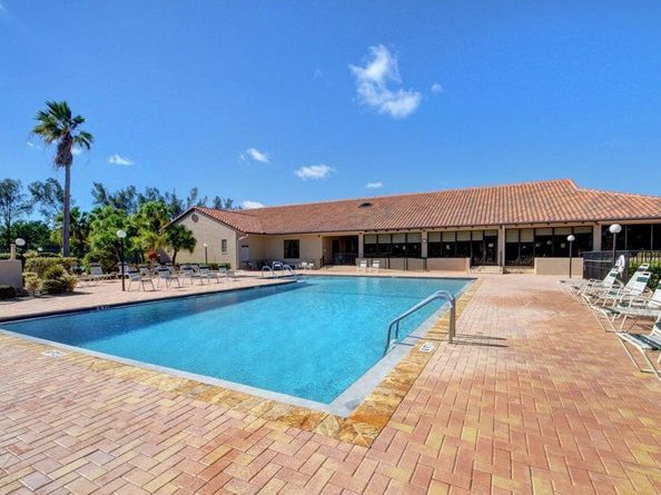 8320 Waterline Drive 202, Boynton Beach FL 33472