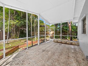 2818 SW 13th Ct, Fort Lauderdale FL 33312