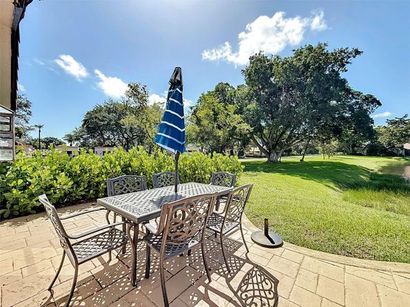 606 Deer Creek Lake Point North Ln, Deerfield Beach FL 33442