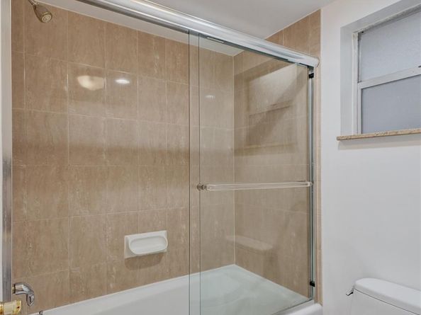 9481 Evergreen Pl 103, Davie FL 33324