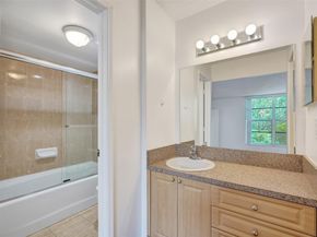 9481 Evergreen Pl 103, Davie FL 33324