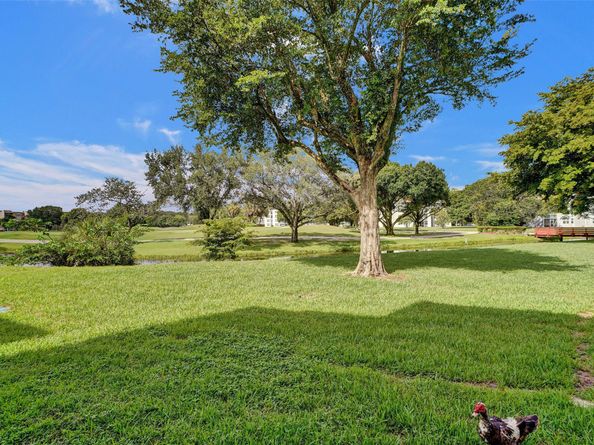 9481 Evergreen Pl 103, Davie FL 33324