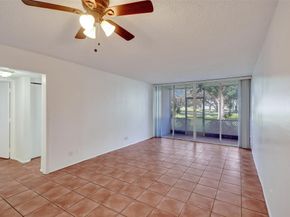 9481 Evergreen Pl 103, Davie FL 33324