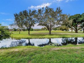 9481 Evergreen Pl 103, Davie FL 33324