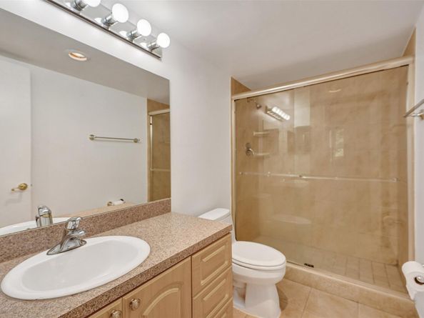 9481 Evergreen Pl 103, Davie FL 33324