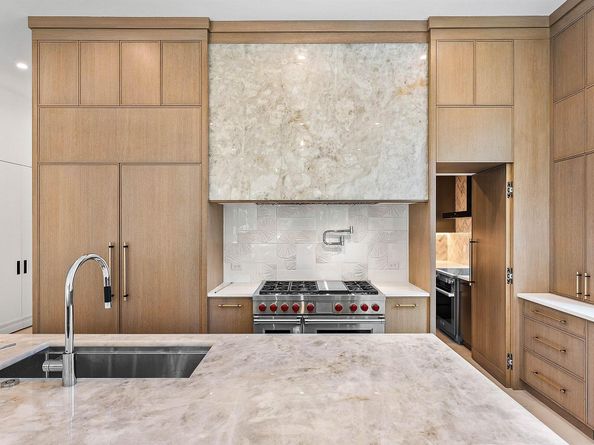 2002 NW 4th Avenue, Delray Beach FL 33444