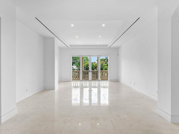 2002 NW 4th Avenue, Delray Beach FL 33444