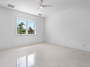 2002 NW 4th Avenue, Delray Beach FL 33444