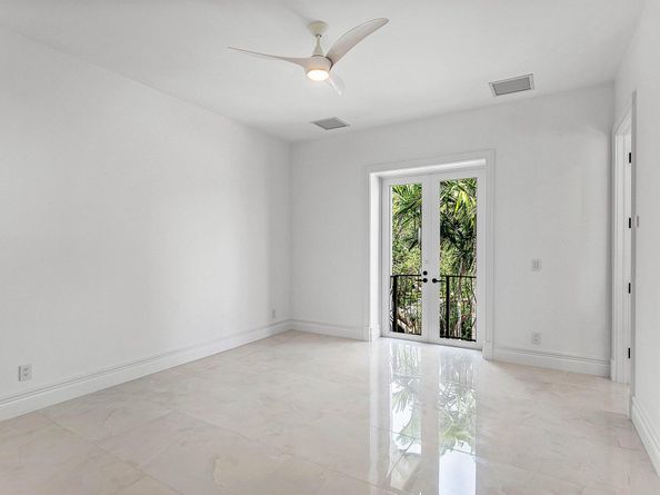 2002 NW 4th Avenue, Delray Beach FL 33444