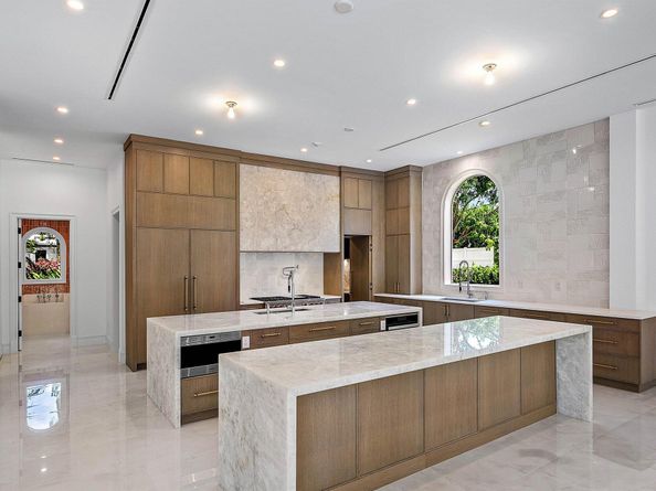 2002 NW 4th Avenue, Delray Beach FL 33444