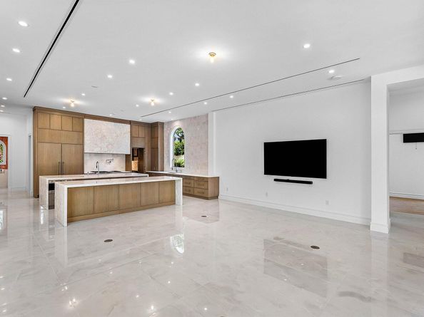 2002 NW 4th Avenue, Delray Beach FL 33444