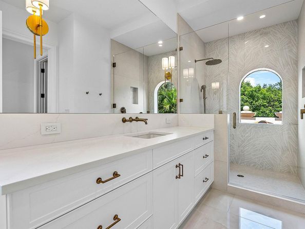 2002 NW 4th Avenue, Delray Beach FL 33444