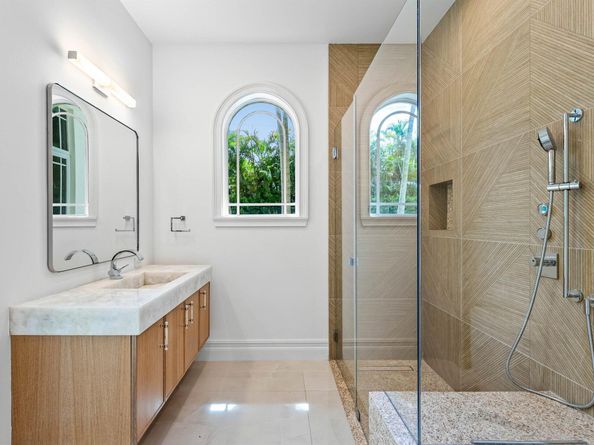 2002 NW 4th Avenue, Delray Beach FL 33444