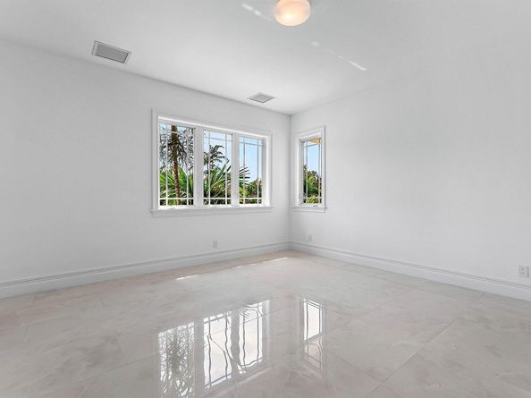 2002 NW 4th Avenue, Delray Beach FL 33444