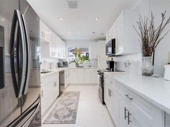 2600 NW 50th St
