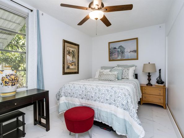 2600 NW 50th St, Tamarac FL 33309