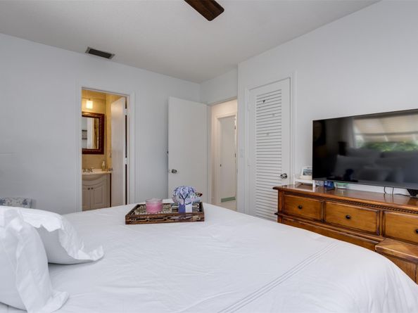 2600 NW 50th St, Tamarac FL 33309