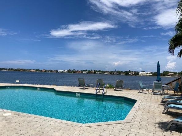 114 Barefoot Cove, Hypoluxo FL 33462