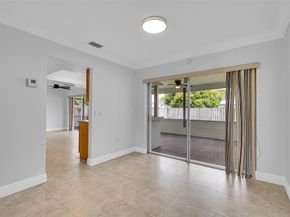 2510 NW 94th Ter, Sunrise FL 33322