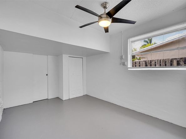 2510 NW 94th Ter, Sunrise FL 33322