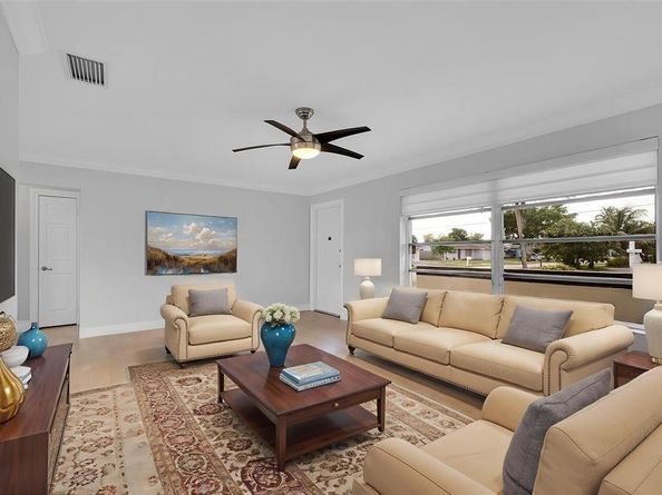 2510 NW 94th Ter, Sunrise FL 33322