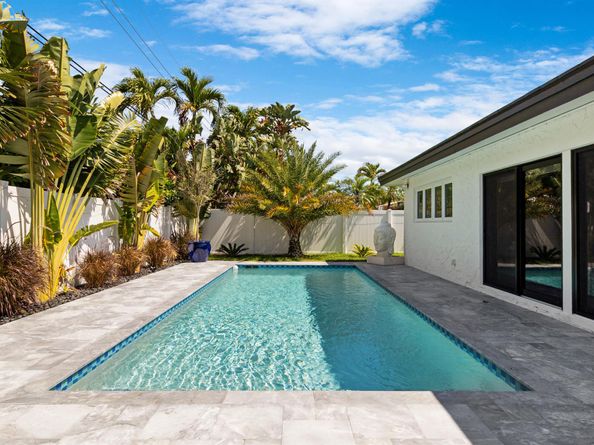 6505 NE 21st Ter Terrace, Fort Lauderdale FL 33308