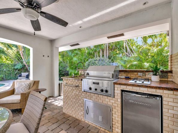 2601 NE 27th Ter, Fort Lauderdale FL 33306