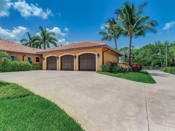 7170 155th Pl, Palm Beach Gardens FL 33418