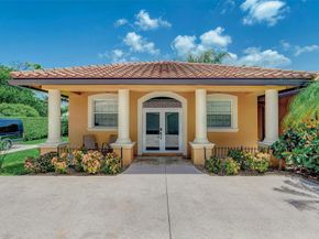 7170 155th Pl, Palm Beach Gardens FL 33418