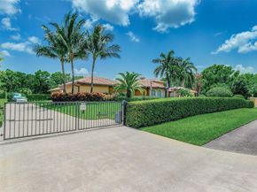 7170 155th Pl, Palm Beach Gardens FL 33418