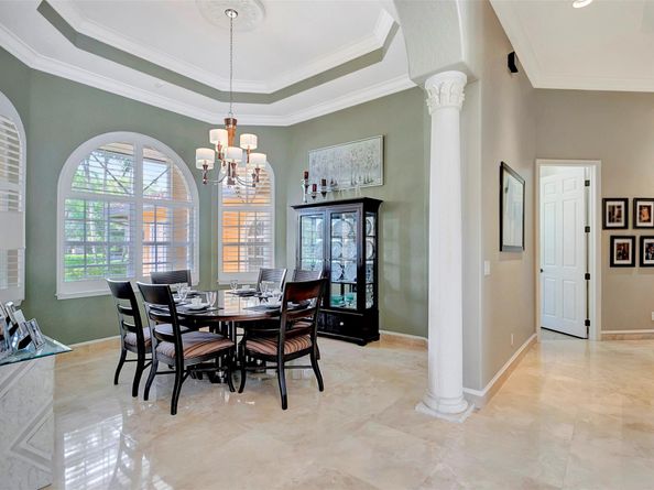 7170 155th Pl, Palm Beach Gardens FL 33418