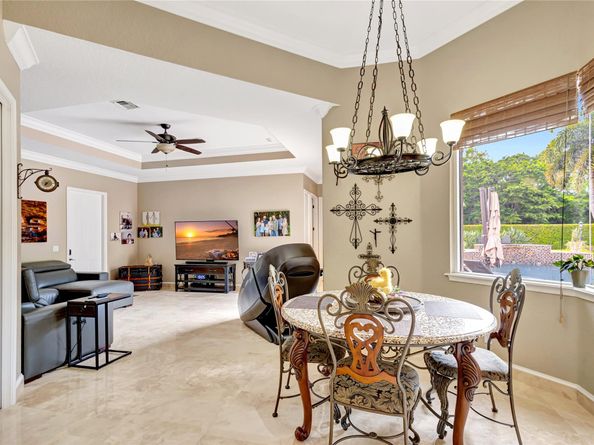 7170 155th Pl, Palm Beach Gardens FL 33418