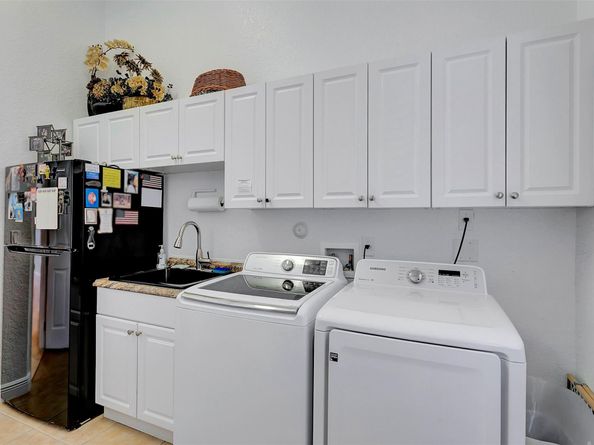 7170 155th Pl, Palm Beach Gardens FL 33418
