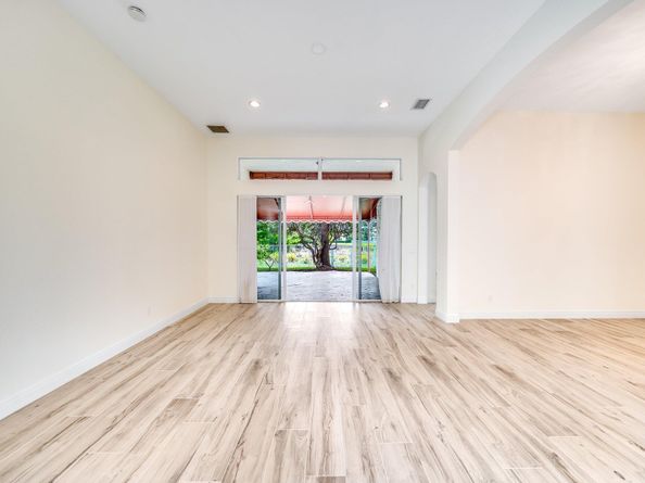 9757 Via Amati, Lake Worth FL 33467