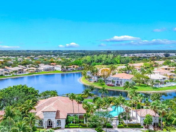 9757 Via Amati, Lake Worth FL 33467
