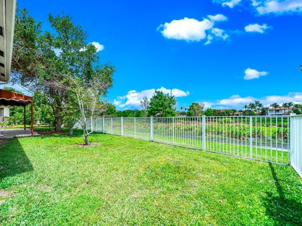 9757 Via Amati, Lake Worth FL 33467