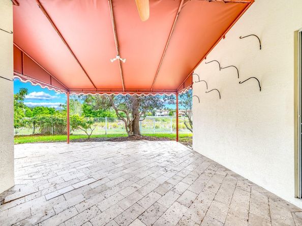 9757 Via Amati, Lake Worth FL 33467