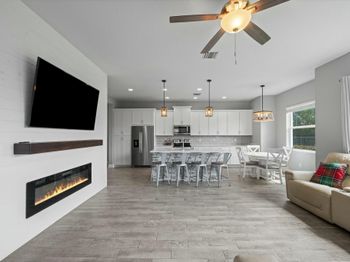 4608 Citron Way