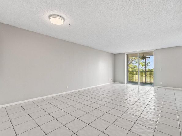 5700 NW 2nd Avenue 401, Boca Raton FL 33487