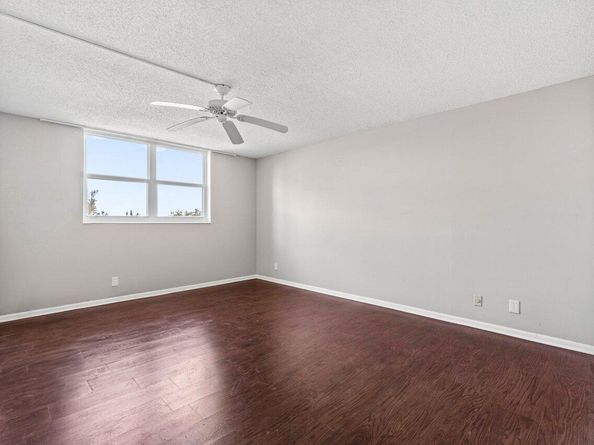 5700 NW 2nd Avenue 401, Boca Raton FL 33487