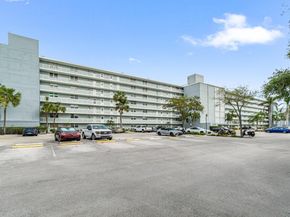 5700 NW 2nd Avenue 401, Boca Raton FL 33487