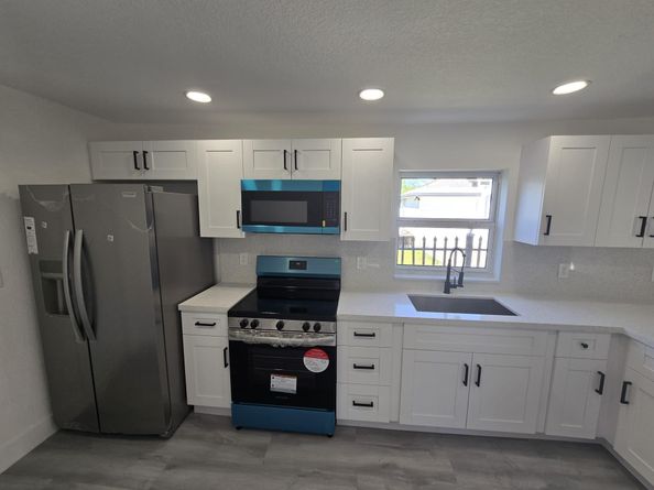 7026 NW 21st Ave, Miami FL 33147